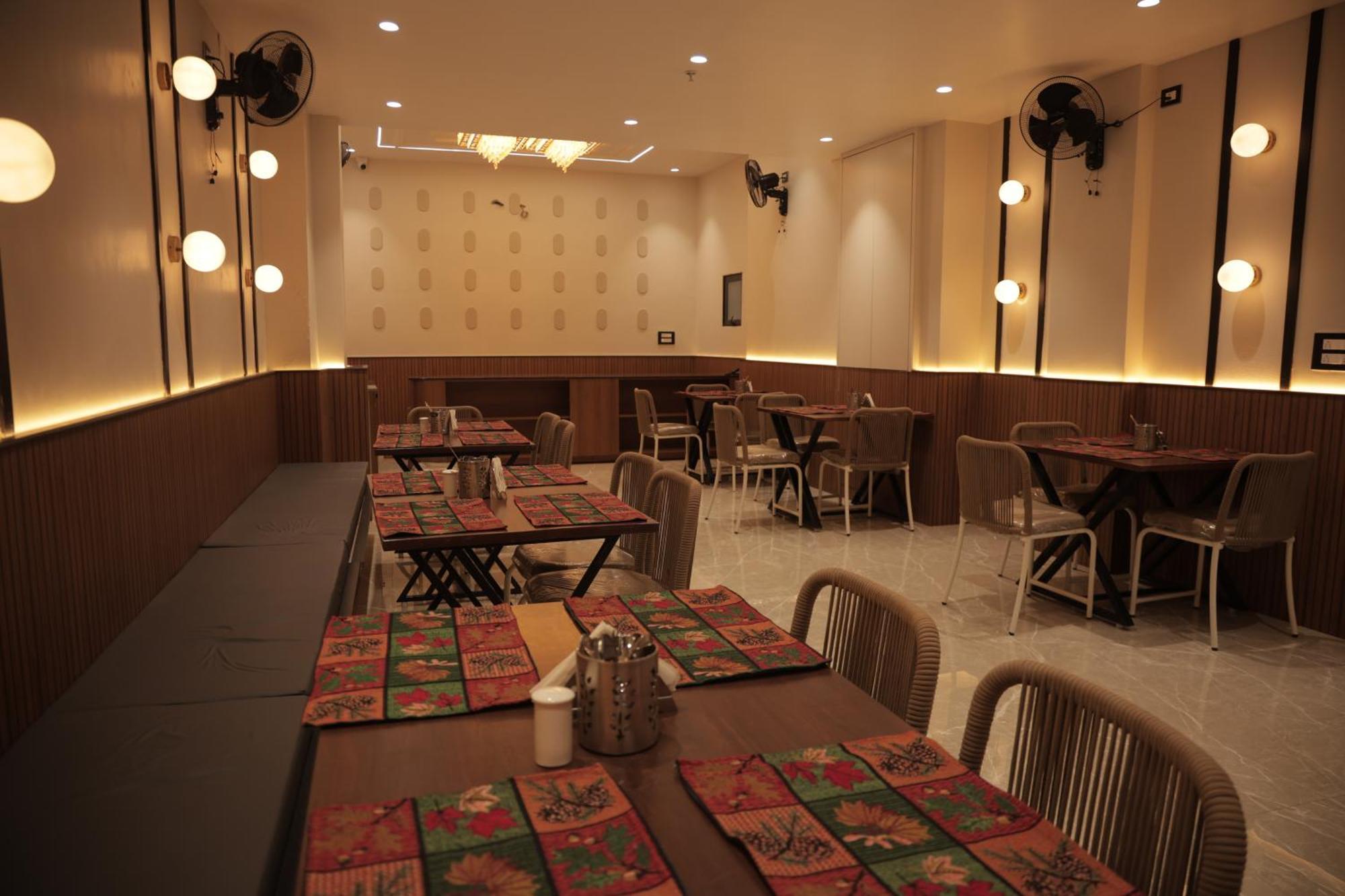 Hotel The Rainbow Inn أُودايبور المظهر الخارجي الصورة